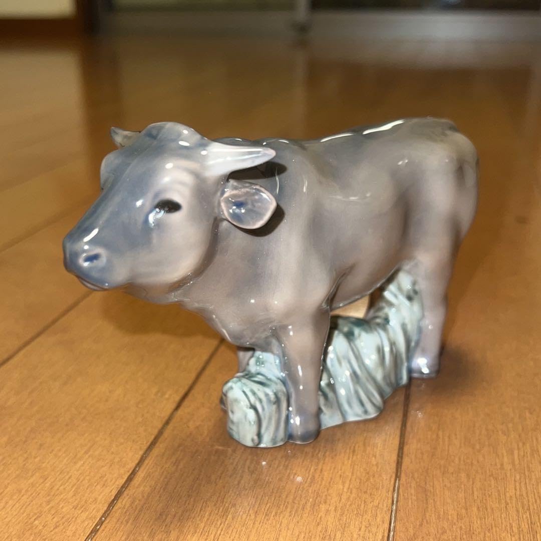 ロイヤルコペンハーゲン 牛の置物 【公式通販】